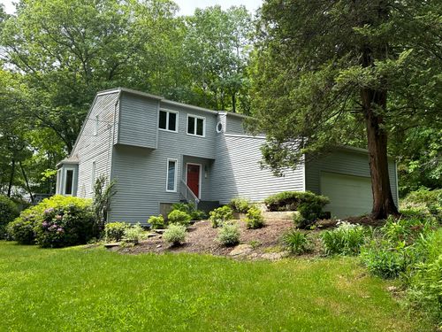286 N Bride Brook Rd, East Lyme, CT, 06333-1438 | Card Image