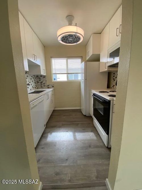 apt-r210-1755 S Jones Blvd, Tucson, AZ, 85713-2307 | Card Image