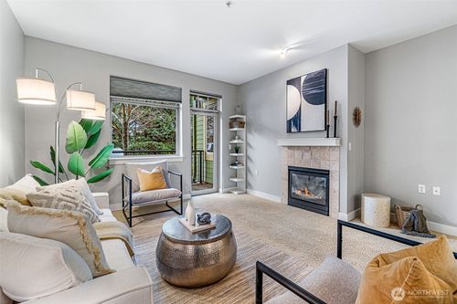 unit-102a-15700 116th Ave Ne, Bothell, WA, 98011-4183 | Card Image