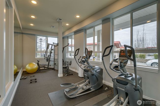 Workout/gym area | Image 40