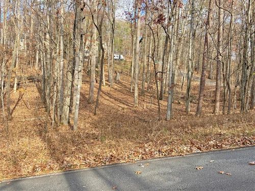7511 Magnolia Ln, Murrayville, GA, 30564-1649 | Card Image