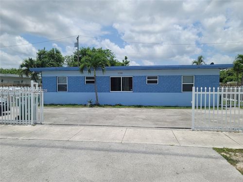 4-22300 Sw 117th Ave, Miami, FL, 33170-4655 | Card Image