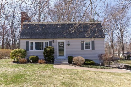27 Bedard Ave, Derry, NH, 03038-4213 | Card Image