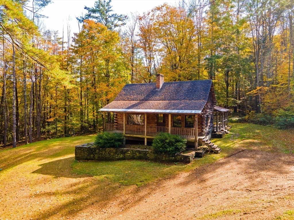 Calvin Coombs Rd, Colrain, MA 01340