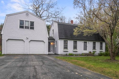 35 Buttonwood Rd, South Berwick, ME, 03908-2111 | Card Image