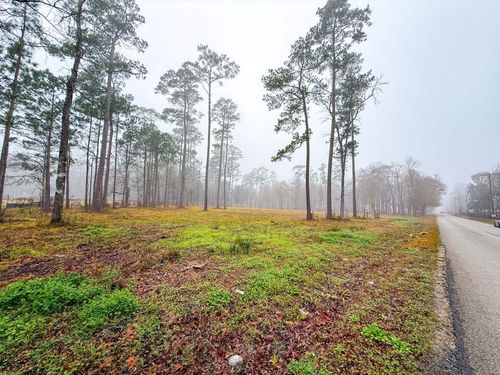 3295 N Tram Rd, Vidor, TX, 77662-6922 | Card Image