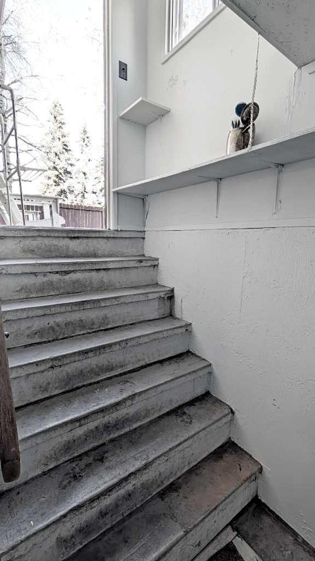 3503 Cedarille Drive Sw, House other with 5 bedrooms, 2 bathrooms and 2 parking in Calgary AB | Image 45