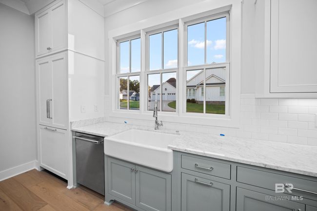 Kitchen | Image 10
