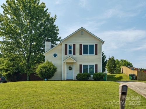 5701 Silver Eagle Dr, Charlotte, NC, 28214-2489 | Card Image