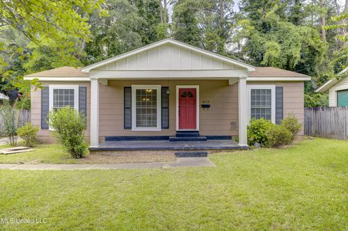 1823 Macarthur Dr, Vicksburg, MS, 39180-3732 | Card Image