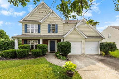 4612 Maple Crest Pl, Harrisburg, NC, 28075-6514 | Card Image