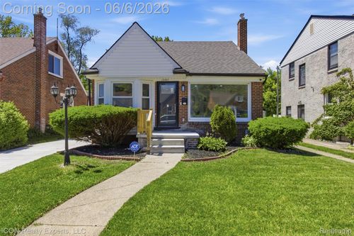 18667 Rutherford St, Detroit, MI, 48235-2943 | Card Image