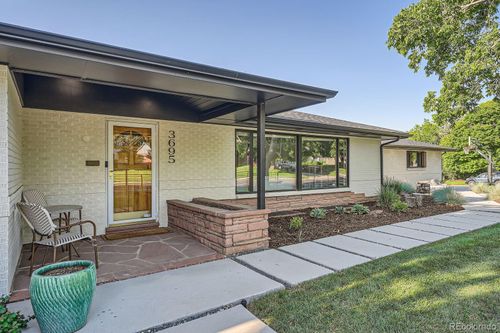 3695 E Dartmouth Ave, Denver, CO, 80210-6613 | Card Image