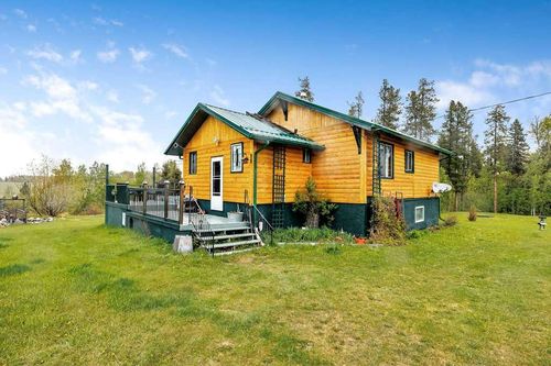 33308 Range Road 55, Sundre, AB, T0M1X0 | Card Image