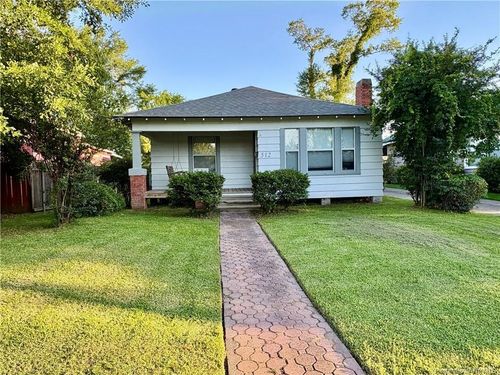 512 11th St Street, Lake Charles, LA, 70601 | Card Image