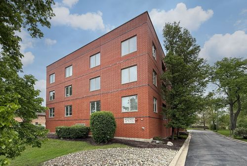 3a-417 Cass Ave, Westmont, IL, 60559-2195 | Card Image