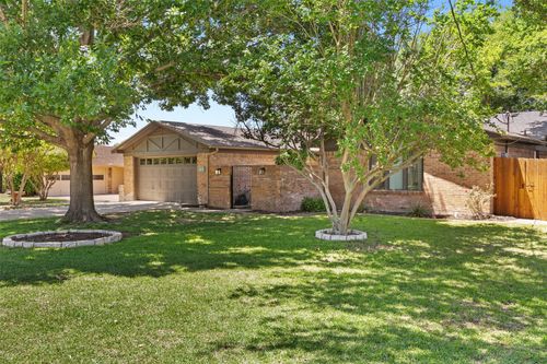 708 Tahiti Dr, Granbury, TX, 76048-2563 | Card Image