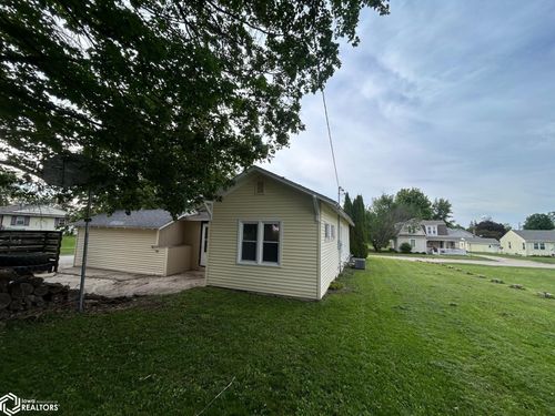 1413 20th Ave, Eldora, IA, 50627-1947 | Card Image