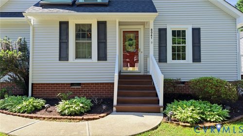 8041 Buford Cmns, North Chesterfield, VA, 23235-5274 | Card Image