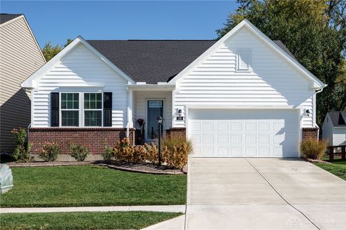 316 Warm Springs Dr, Fairborn, OH, 45324-9254 | Card Image