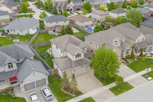 21 Maplewood Lane, Ilderton, ON, N0M2A0 | Card Image