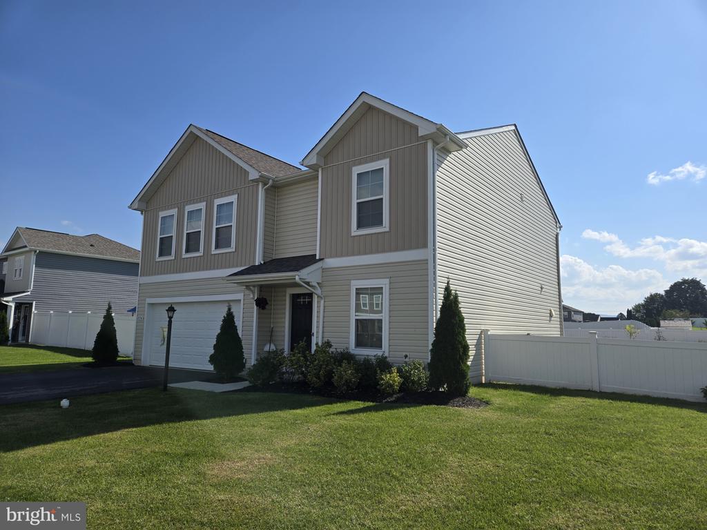 Lockaber Ave, Chambersburg, PA 17202