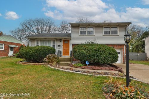 836 Fairmount Avenue, Whitehall, PA, 18052 | Card Image