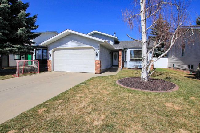 169 Dixon Crescent, Home with 4 bedrooms, 3 bathrooms and 4 parking in Red Deer AB | Image 1