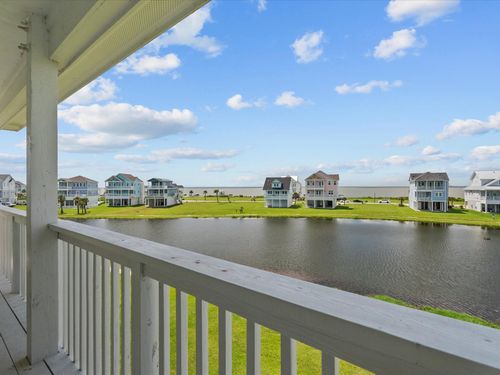 4035 Estuary Ct, Galveston, TX, 77554 | Card Image