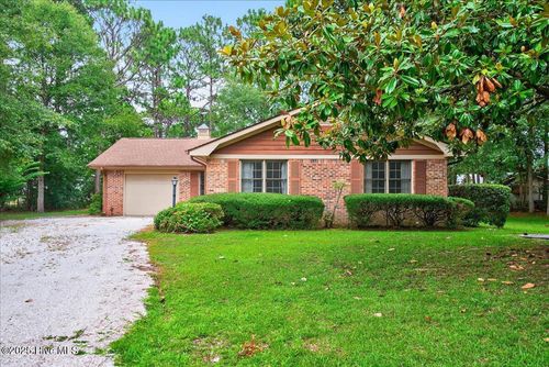836 Greenwood Court, Calabash, NC, 28467 | Card Image