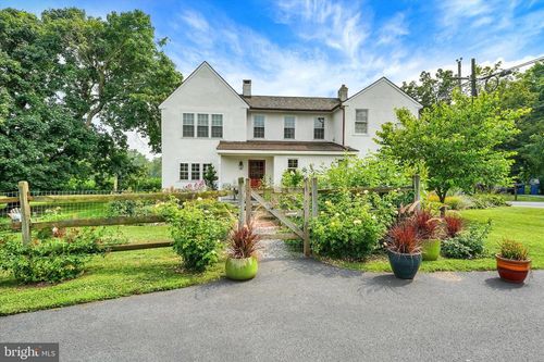 180 Springdell Rd, Coatesville, PA, 19320-5115 | Card Image