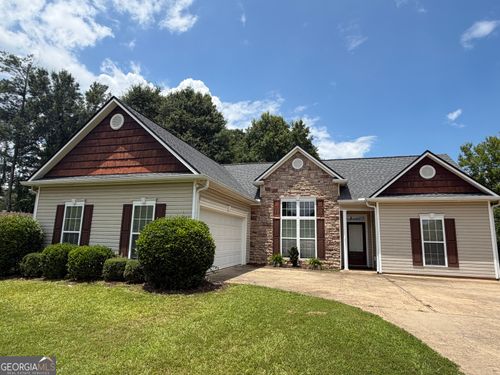 105 Creekside Dr, LaGrange, GA, 30240-8163 | Card Image