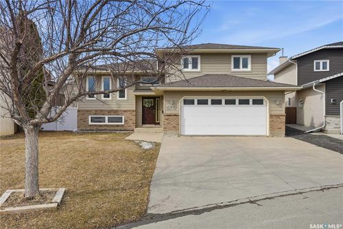 6719 Maplecrest Place, Regina, SK, S4X3Z1 | Card Image