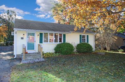 42 Long Swamp Road, House other with 3 bedrooms, 1 bathrooms and 2 parking in Wolcott CT | Image 2