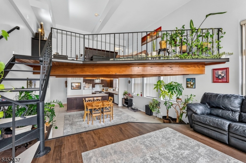 Residential Lease in Rahway City 5