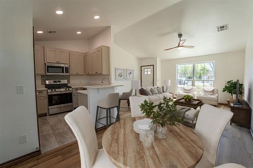 129 Se 23rd St, Oklahoma City, OK, 73129-1603 | Card Image