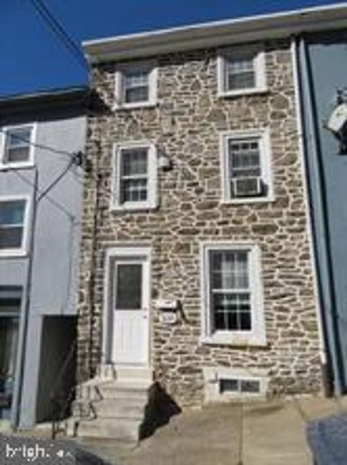 156 Grape St, PHILADELPHIA, PA, 19127-1440 | Card Image