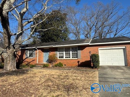 3318 E Helena Dr Nw, Huntsville, AL, 35810-3321 | Card Image