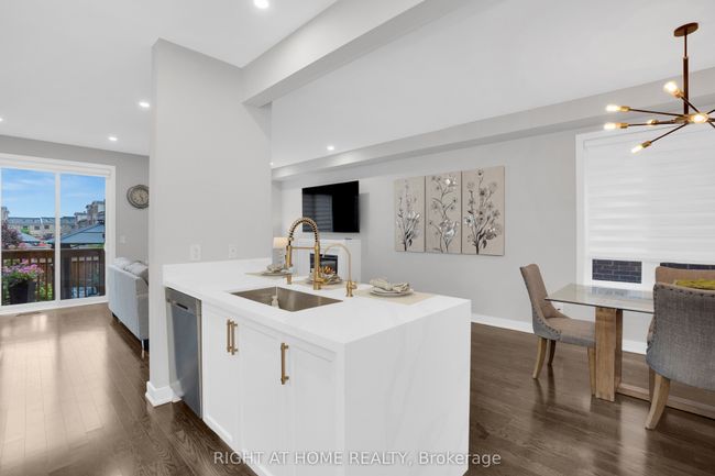 154 Anchusa Dr, House attached with 4 bedrooms, 4 bathrooms and 3 parking in Richmond Hill ON | Image 13