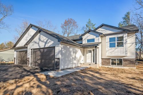 7811 Jackson St Ne, Spring Lake Park, MN, 55432-2740 | Card Image