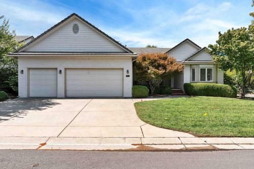 665 N Crest Ridge Ct, Wichita, KS, 67230-1621 | Card Image