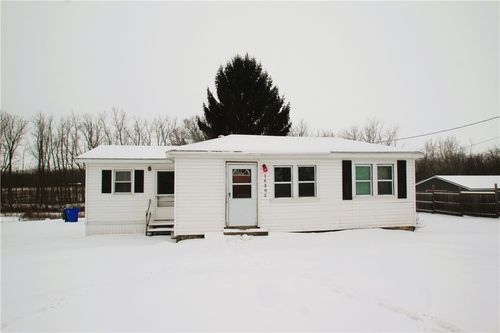 16302 Ridge Road West, Murray, NY, 14470 | Card Image