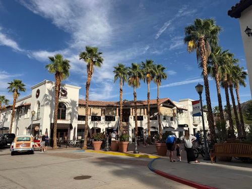 52059 Avenida Mendoza, La Quinta, CA, 92253-3296 | Card Image