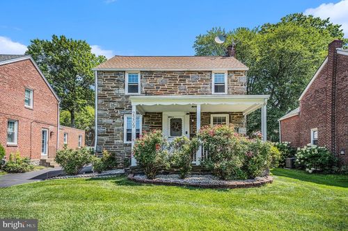 2209 E County Line Rd, ARDMORE, PA, 19003-2731 | Card Image