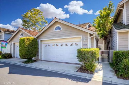 102-641 Wakefield Ct, Long Beach, CA, 90803-7121 | Card Image