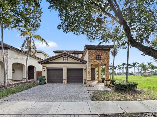 363 Ne 25th Ter, Homestead, FL, 33033-6211 | Card Image