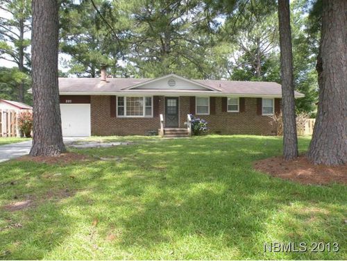 220 Wildwood Rd, Havelock, NC, 28532-2726 | Card Image