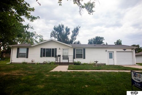 1311 6th St, Auburn, NE, 68305-1006 | Card Image