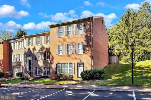 5848 Kara Pl, BURKE, VA, 22015-3331 | Card Image