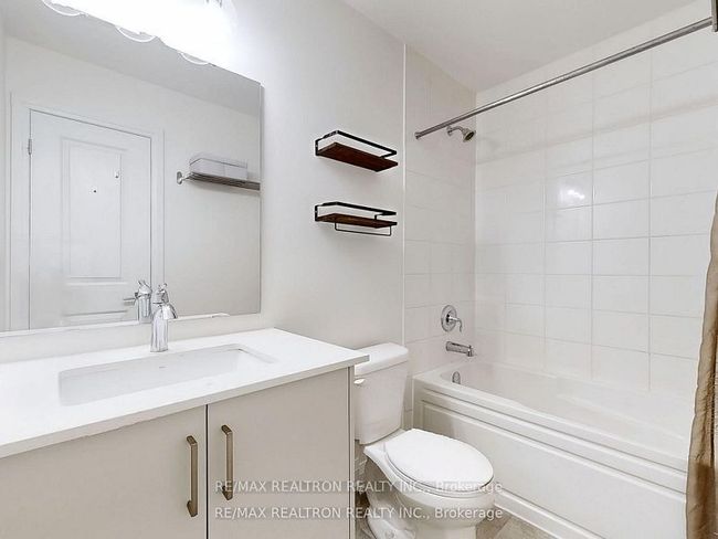 10 Shatner Trnabt, House attached with 3 bedrooms, 4 bathrooms and 1 parking in Vaughan ON | Image 19